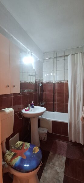 Kogalniceanu langa Petrom, preferabil studentii, pret negociabil!